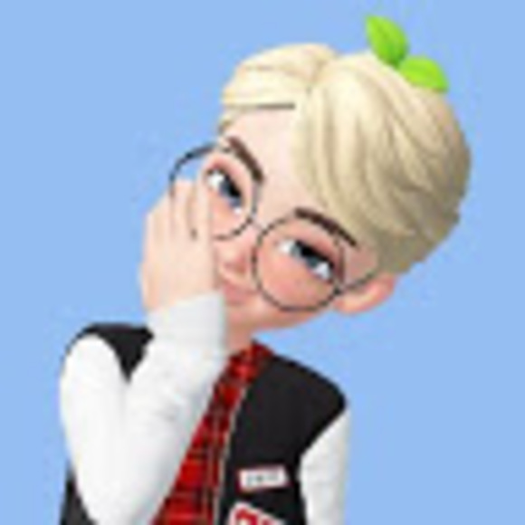 Profile Picture of Xavier Firlik (@slushiiboi) on Poshmark
