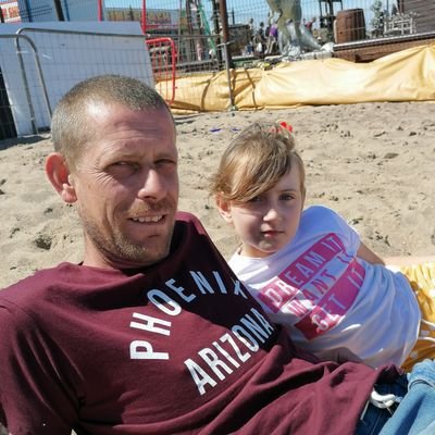 Profile Picture of David Hollingworth (@DavidHollingw11) on Twitter