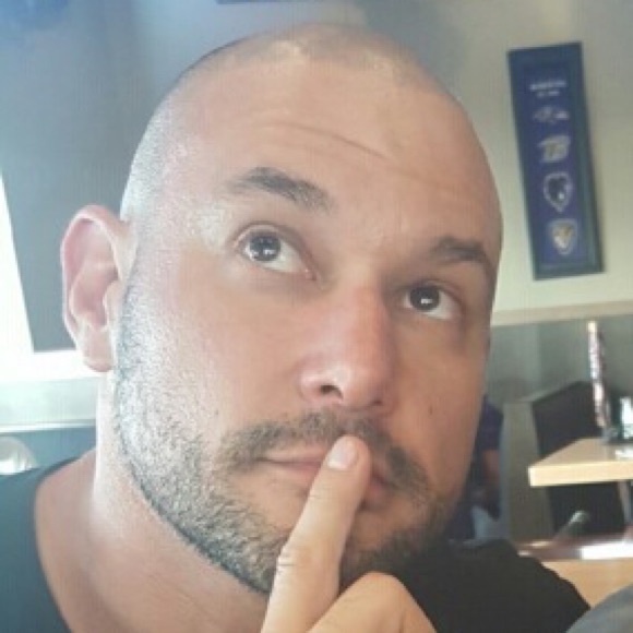 Profile Picture of Chris Jacob (@cjacobemf) on Poshmark
