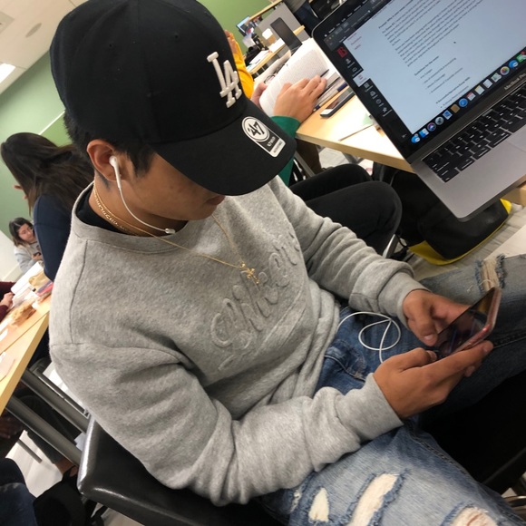 Profile Picture of Andrew Cepeda (@c3andrew) on Poshmark