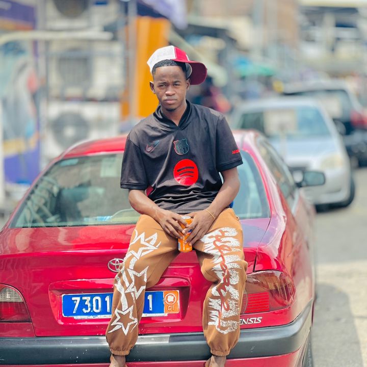 Profile Picture of Elhadj Siradjo Barry 🇬🇳🇬🇳✊ (@elhadjbarry05) on Tiktok