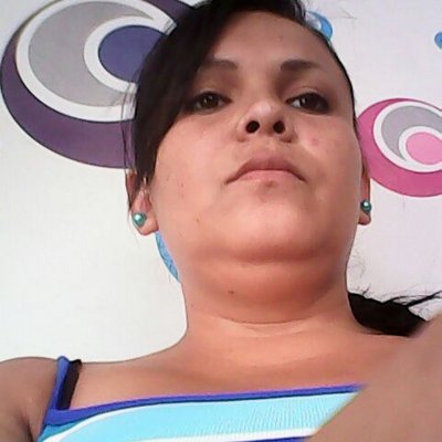 Profile Picture of Lorena Toro (@lorenatoro17) on Twitter