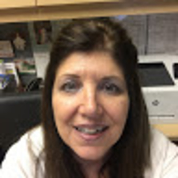 Profile Picture of Deb Boudinier-jenkins (@debboudinier298) on Poshmark