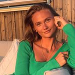 Profile Picture of Melissa Lund (@melissa.lund) on Instagram