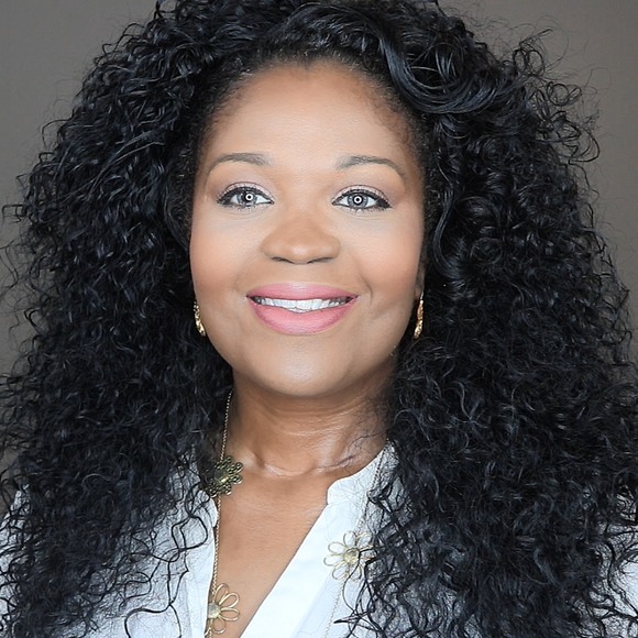 Profile Picture of Yarboral Blanks (@tiseyblanks) on Poshmark