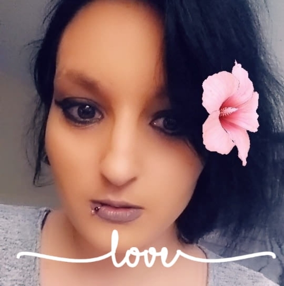 Profile Picture of Christain Potts (@christainpotts) on Poshmark