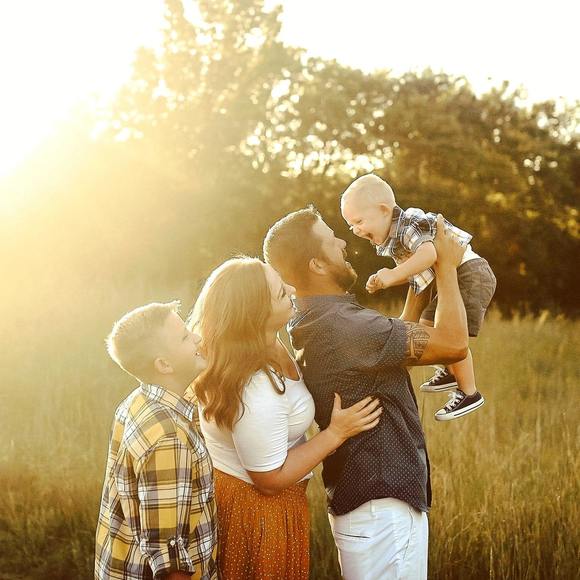 Profile Picture of Taryn Cobb (@cobbtaryn) on Poshmark