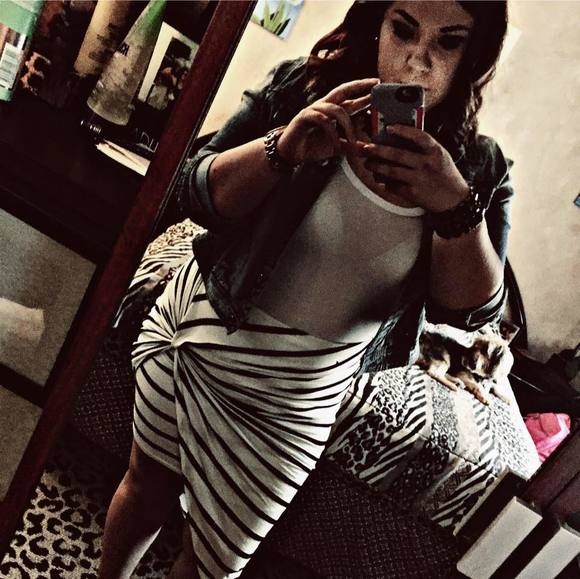 Profile Picture of Jackie Bakalenko (@jackiebakalenko) on Poshmark