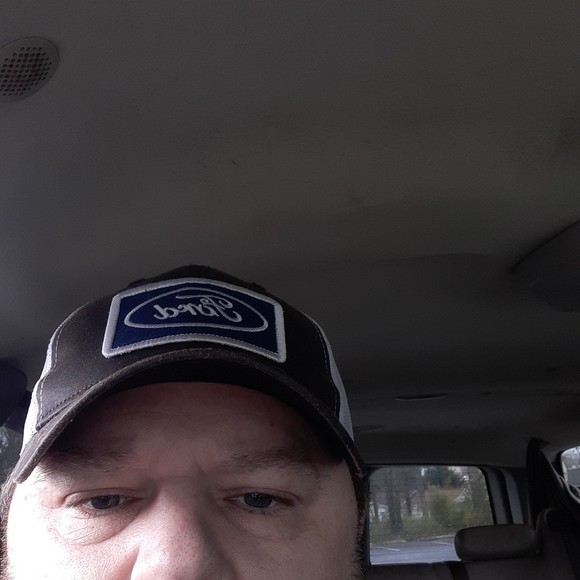 Profile Picture of Joseph Hayes (@cataubauhog) on Poshmark