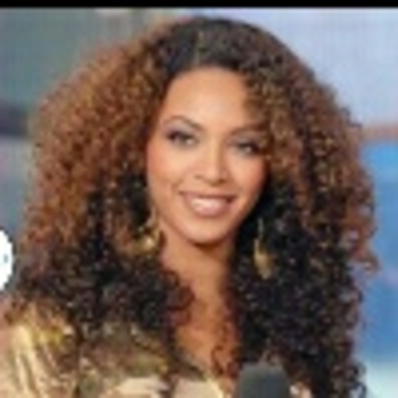 Profile Picture of Ashanti Chaloupka (@ashantic76) on Poshmark