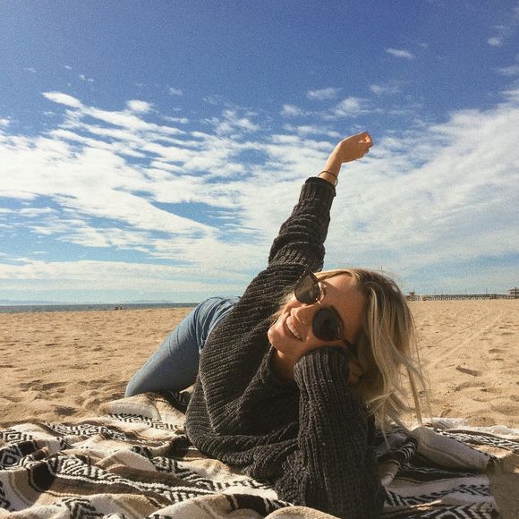 Profile Picture of Bailey Daniels (@baileydaniel781) on Poshmark