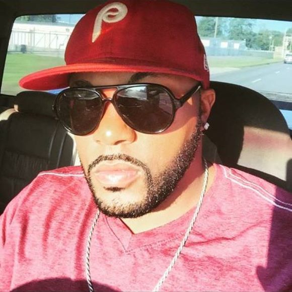 Profile Picture of Lenny Hackworth (@lehackworth05) on Poshmark