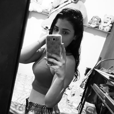 Profile Picture of Isabella Cuellar (@isabella120898) on Twitter