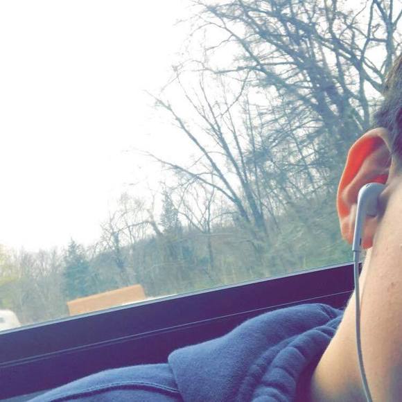Profile Picture of Alex Brill (@alex_brill) on Poshmark