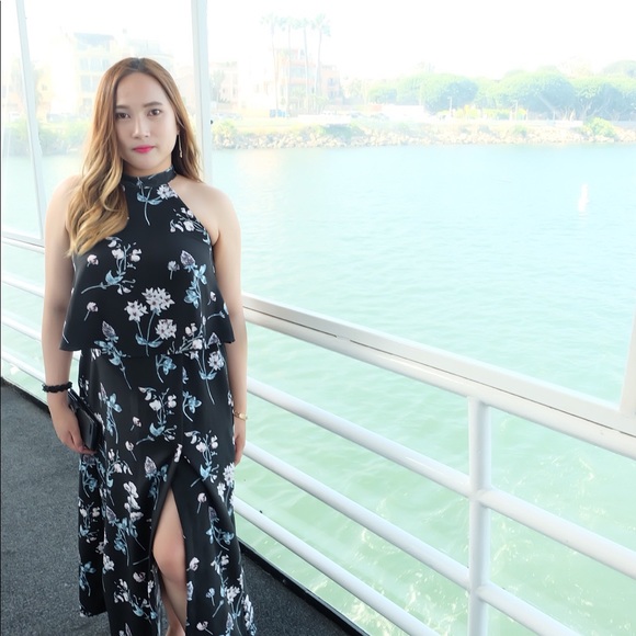 Profile Picture of Tiffany Jan (@tiffany_jan) on Poshmark