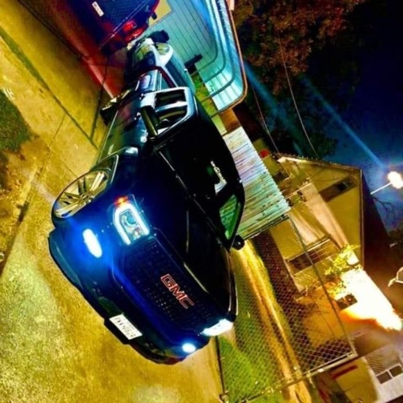 Profile Picture of Luis Lujan (@luislujan10) on Poshmark