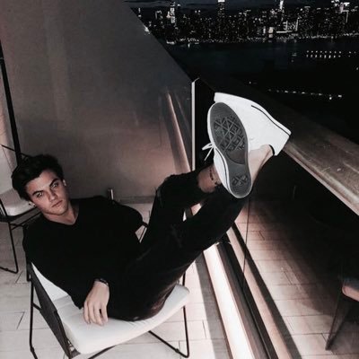 Profile Picture of READ BIO PLZZZZ (@Judy_GrantDolan) on Twitter