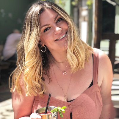 Profile Picture of Rachel Allan (@travel_rave) on Twitter