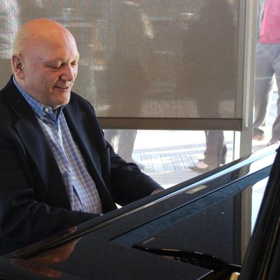 Profile Picture of Ron Mabe (@mabe_ron) on Twitter