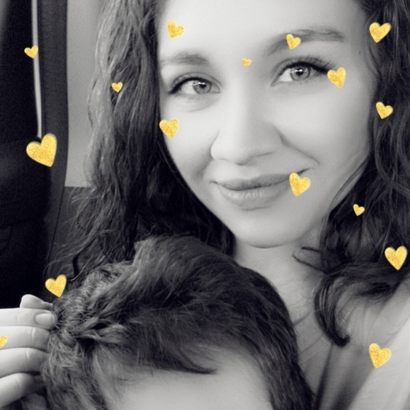 Profile Picture of Brisa Ramirez (@ramirez24brisa) on Poshmark