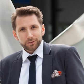 Profile Picture of Andreas F. Raab (@AndreasF_Raab) on Twitter