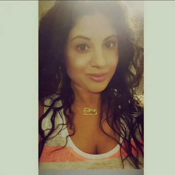 Profile Picture of Nancy Karadsheh (@nancyk1982) on Poshmark