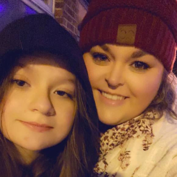 Profile Picture of Lora Campbell-davidson (@lorabeth82) on Poshmark