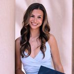 Profile Picture of Allison Williams 🌻 (@allison_williams1) on Instagram