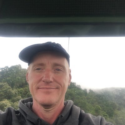 Profile Picture of Brian Wilton (@oskypatch) on Twitter