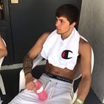 Profile Picture of skylerrbennett (@skylerrbennett) on Instagram