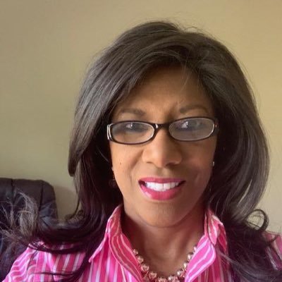 Profile Picture of Robin Lyons (@RobinLy07655966) on Twitter