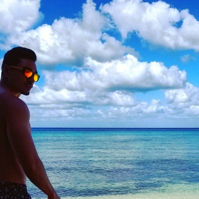 Profile Picture of Bobby Swift (@B_O_B_Z_I_L_L_A) on Twitter