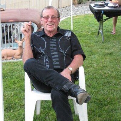 Profile Picture of Clarence Hess (@clarencehess) on Twitter