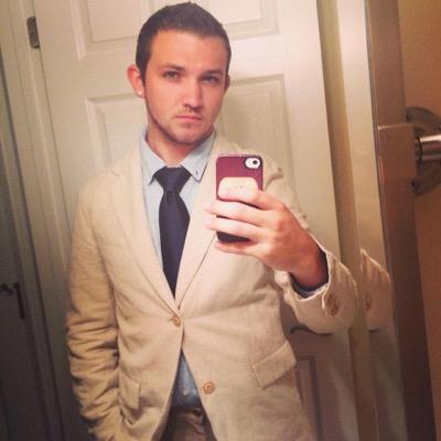 Profile Picture of Dylan Fields (@Dielawn91) on Twitter