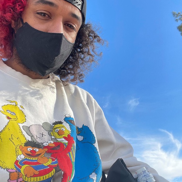 Profile Picture of Conrad Cheatem (@conradcheatem) on Poshmark