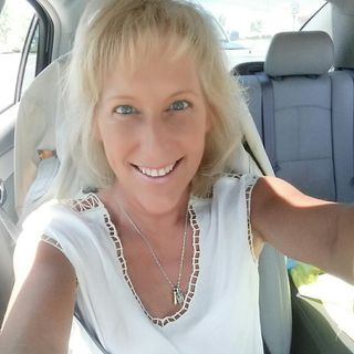 Profile Picture of Kelli Lange (@kelli.lange.3) on Facebook