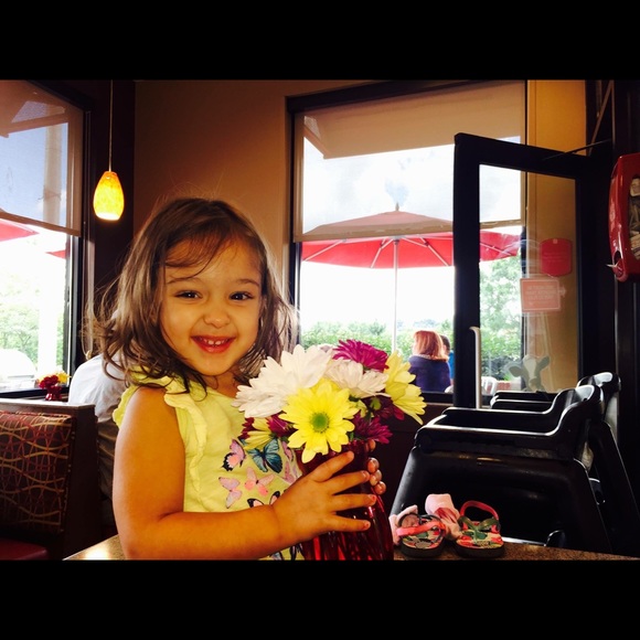 Profile Picture of Julianna Lichy (@jlichy) on Poshmark