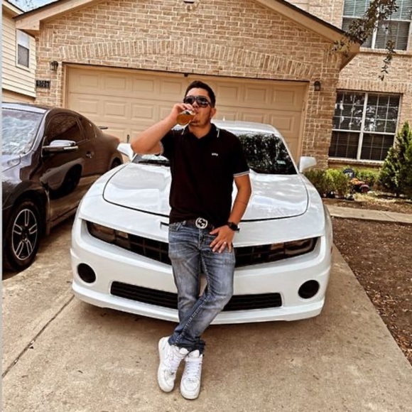 Profile Photo of Luis Aguayo (@luis_aguayo27) on Poshmark