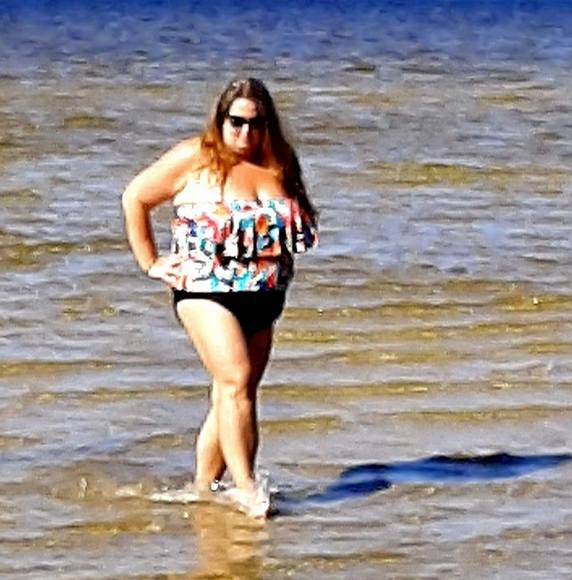 Profile Picture of Liz Bonifield (@lizjb0507) on Poshmark