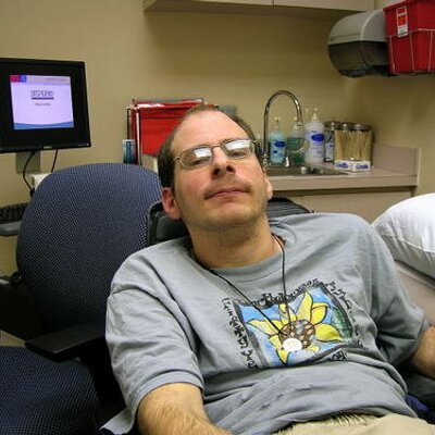 Profile Picture of Ron Peterson (@RonOnWheels) on Twitter