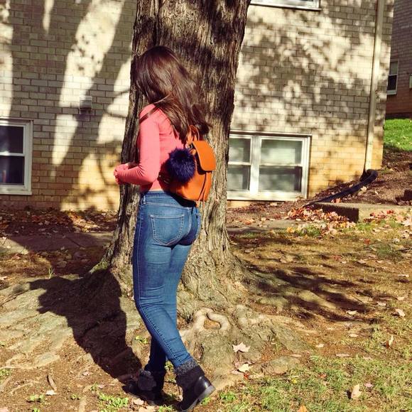 Profile Picture of Maxiel Martinez (@maxielmartinez) on Poshmark