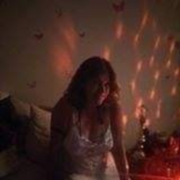 Profile Picture of Jackie Kobiela (@jackie_kobiela) on Poshmark
