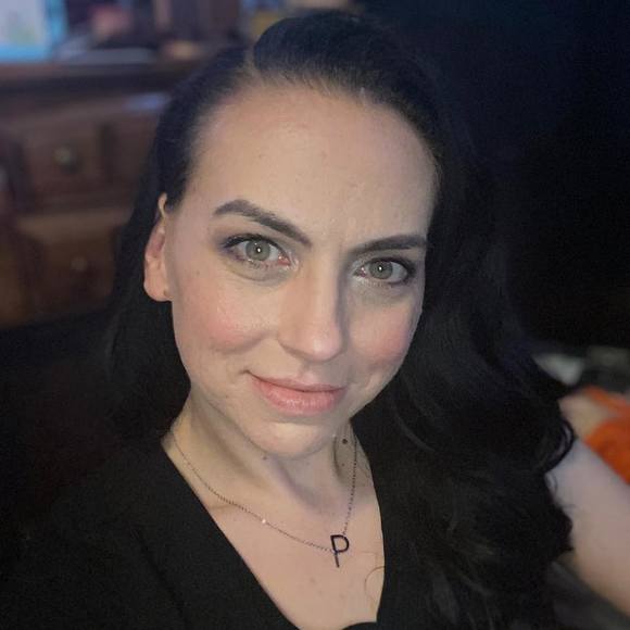 Profile Picture of Patti Mccann (@pattikwestbrook) on Poshmark