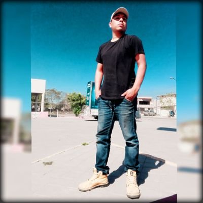 Profile Picture of Julián Esquível (@Dyny29) on Twitter