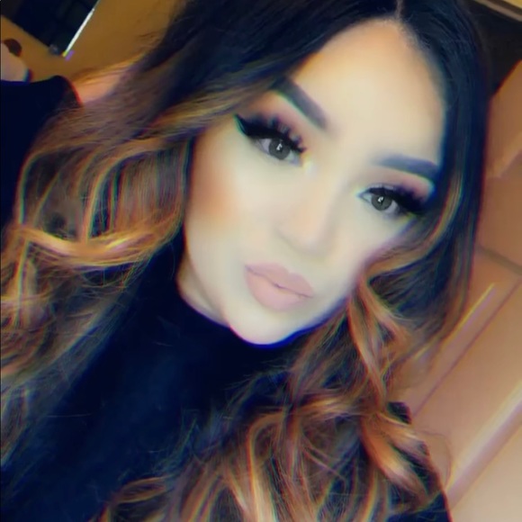 Profile Picture of Frances Ledesma (@sweet_izzy) on Poshmark