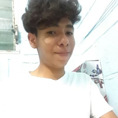 Profile Picture of Thomas Quezada (@ThomasQuezada15) on Twitter