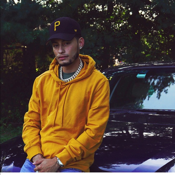 Profile Picture of Al Kotkin (@kalec9) on Poshmark