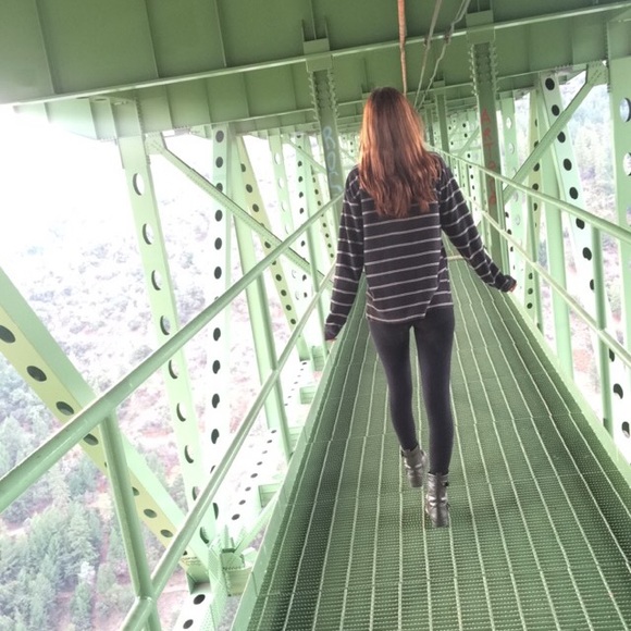 Profile Picture of Gabriella Crosson (@gcrosson8) on Poshmark