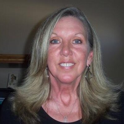 Profile Picture of CarolXue Saldivar (@XueBloo) on Twitter