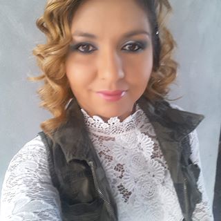 Profile Picture of Isabela Esparza (@isabela.esparza.739) on Facebook